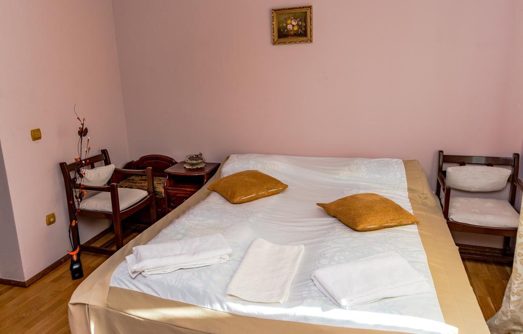 Noring Guest House Lupeni  Luaran gambar
